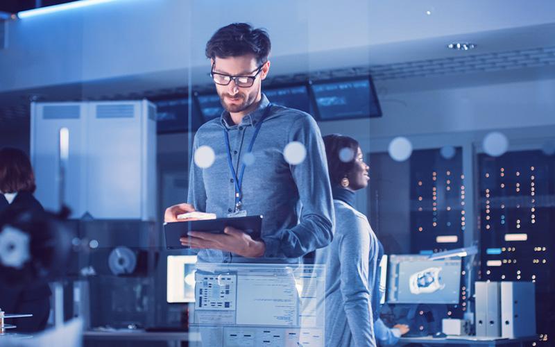 Construyendo una estrategia colaborativa de trabajo híbrido